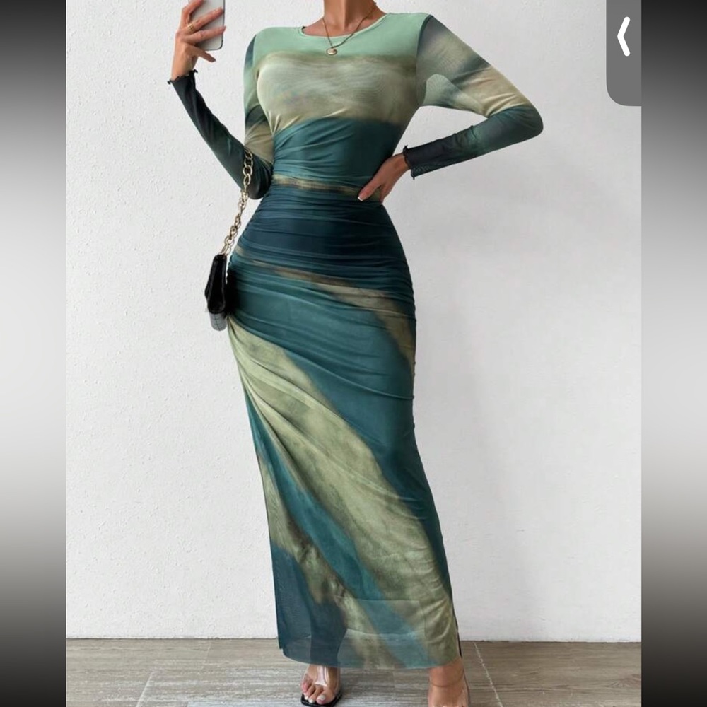 Green Tie-dye pleated dress